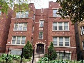 5033 N Springfield Ave, Unit 2N in Chicago, IL - Building Photo