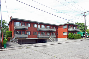 7511 6th Ave NW in Seattle, WA - Building Photo