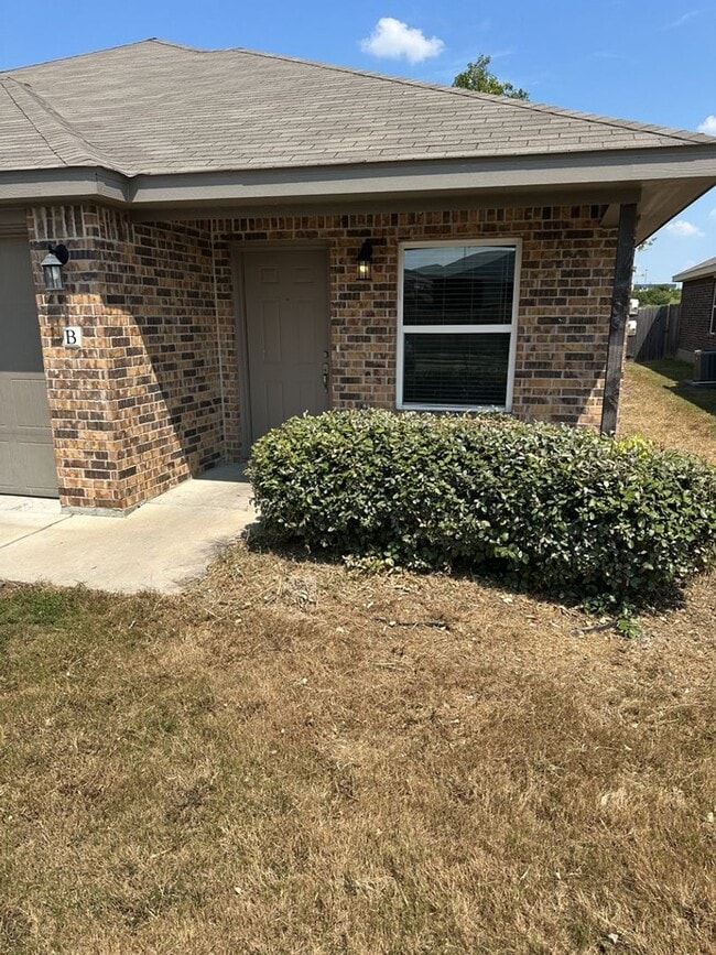 1014 B Zora Dr in Temple, TX - Building Photo - Building Photo