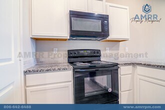 2118 Langford Ave in Lubbock, TX - Foto de edificio - Building Photo