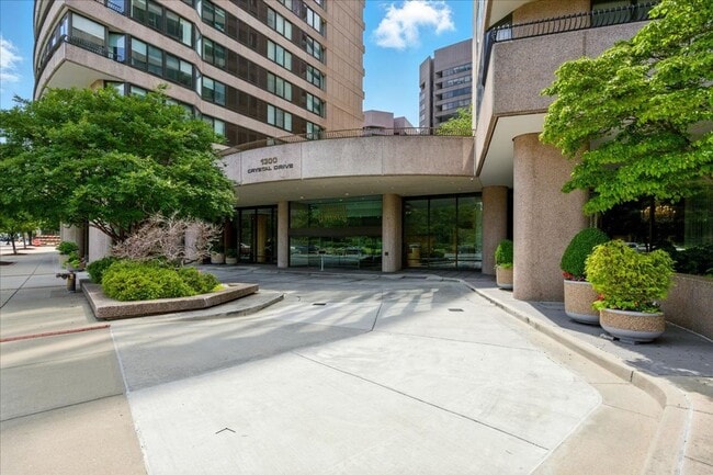 property at 1300 Crystal Dr