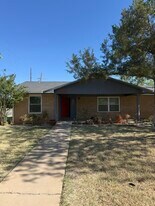 5440 48th St in Lubbock, TX - Building Photo