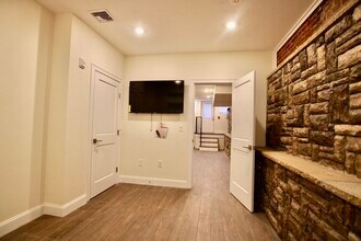 1616 Beacon St in Brookline, MA - Building Photo - Building Photo