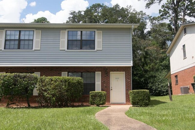 2408 Fred Smith Rd in Tallahassee, FL - Building Photo - Building Photo