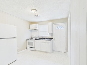 838 S Jones St in Petersburg, VA - Building Photo - Building Photo