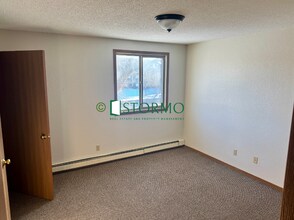 1311 6th Ave S, Unit 303 in St. Cloud, MN - Building Photo - Building Photo