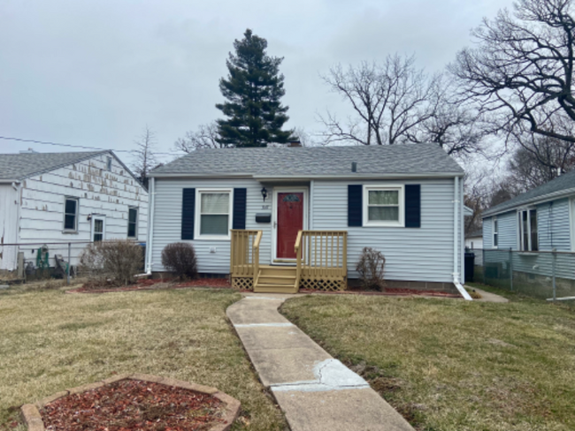 property at 3147 18th Ave