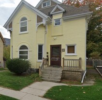 41 Waterloo St in Kitchener, ON - Building Photo