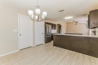 8609 W Townley Ave in Peoria, AZ - Building Photo - Building Photo