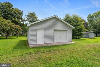 8237 Hickory Dr in King George, VA - Building Photo - Building Photo