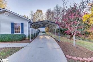 11 Plum Tree Ct in Taylors, SC - Building Photo - Building Photo