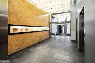 1228-32-1232 Arch St, Unit 7B in Philadelphia, PA - Building Photo - Building Photo