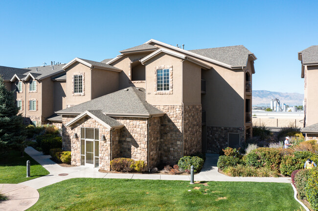 Newport Village in Orem, UT - Building Photo - Building Photo