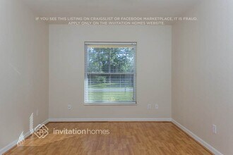 833 SE Lansdowne Ave in Port St. Lucie, FL - Foto de edificio - Building Photo