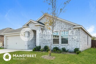 824 English Dr in Krugerville, TX - Foto de edificio - Building Photo