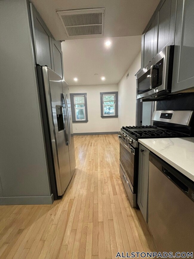 41 Long Ave in Boston, MA - Building Photo - Building Photo