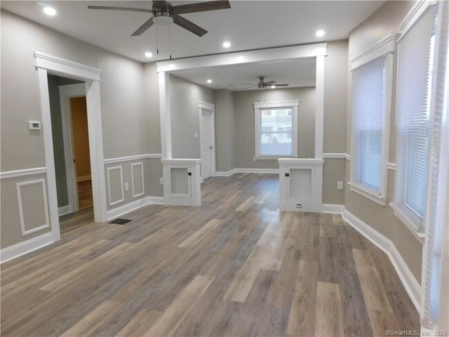 216 Washington Ave in West Haven, CT - Building Photo - Building Photo