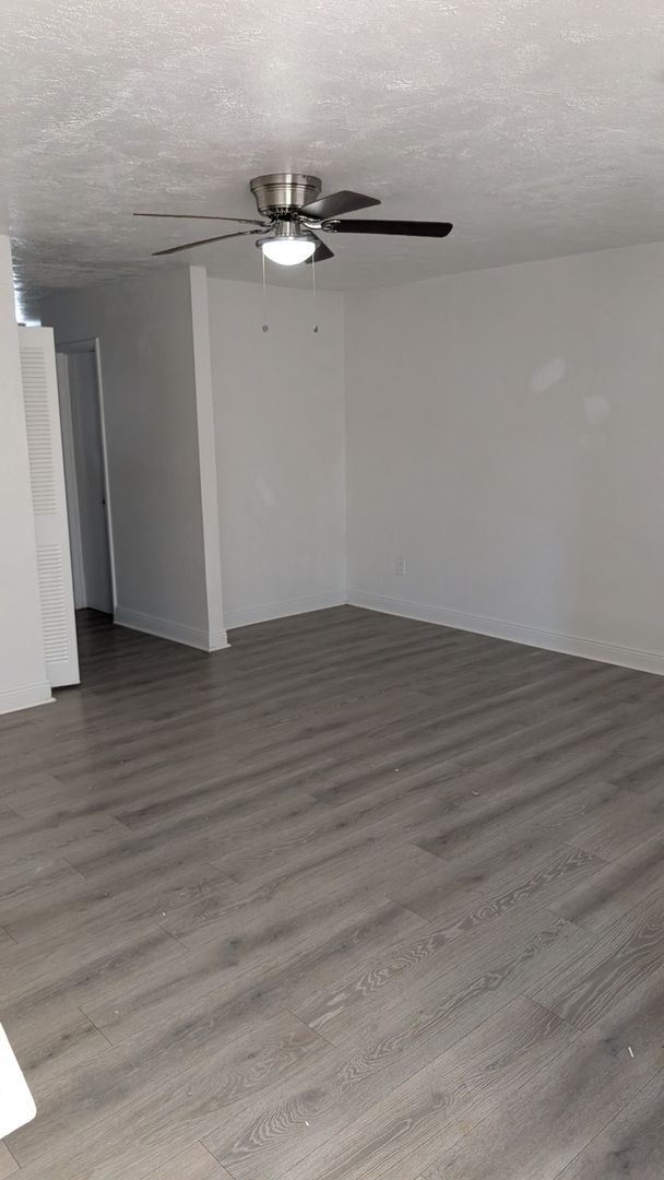 2005 Whitby Dr in Orlando, FL - Building Photo - Building Photo