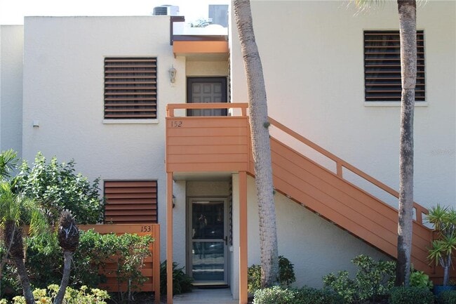 property at 152 Wild Palm Dr