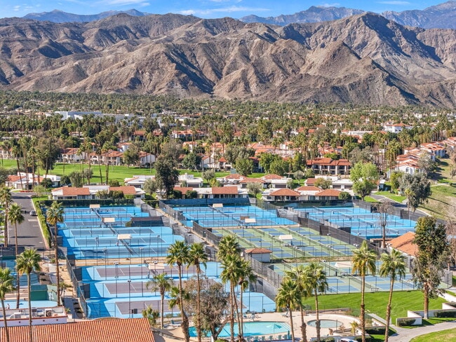 27 Cll Encinitas in Rancho Mirage, CA - Building Photo - Building Photo