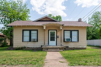1835 S 8th St in Abilene, TX - Building Photo - Building Photo