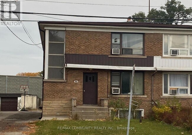 property at 98 Neptune Dr