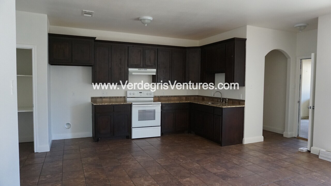 7502 Novella Dr in Fort Worth, TX - Building Photo