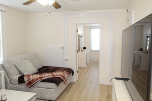 24 Rutland Ave in Kearny, NJ - Building Photo