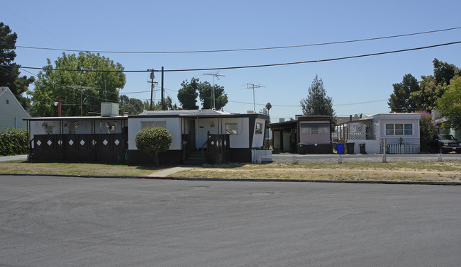 Rodeo Mobile Home park in Rodeo, CA - Building Photo - Building Photo