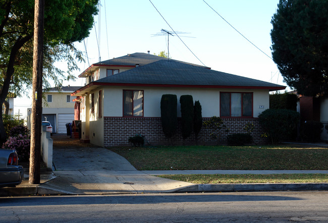 640 E Queen St in Inglewood, CA - Building Photo - Building Photo