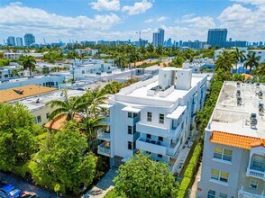 1532 Drexel Ave, Unit 201 in Miami Beach, FL - Building Photo - Building Photo