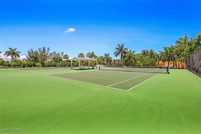 520 S Collier Blvd in Marco Island, FL - Building Photo - Building Photo
