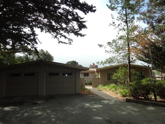 3256 Martin Rd in Carmel, CA - Building Photo - Building Photo