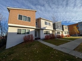 11540 Grand Cyn Lp in Anchorage, AK - Building Photo