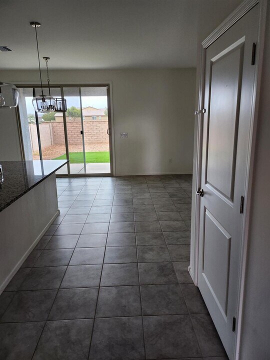 6391 E Calle Hora Cero in Tucson, AZ - Building Photo
