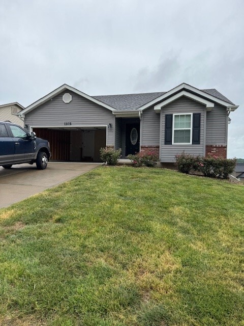 1103 Marathon Dr in Foristell, MO - Foto de edificio - Building Photo
