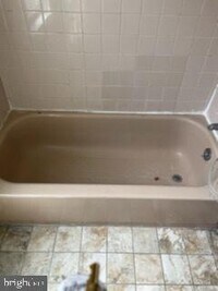 939 Spring Garden St photo'