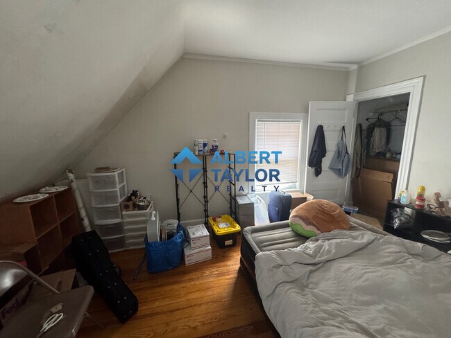 18 Orkney Rd, Unit 3