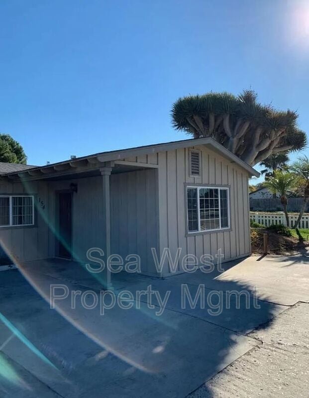 154 Leucadia Blvd in Encinitas, CA - Building Photo - Building Photo