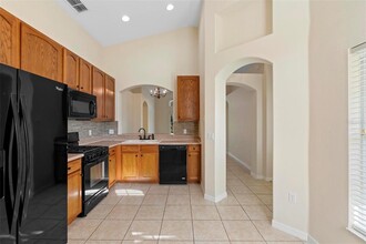3067 Verbena Dr in Deltona, FL - Foto de edificio - Building Photo