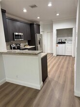 3907 Vista Grove Ln in Weston, FL - Building Photo - Building Photo