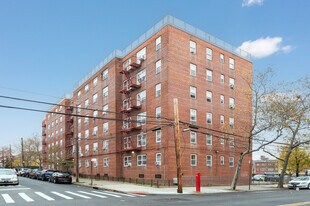 Sack-Wern Houses in Bronx, NY - Building Photo