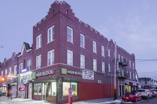 12502 Liberty Ave in South Richmond Hill, NY - Building Photo