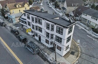 147 N 9th St in Stroudsburg, PA - Building Photo - Building Photo