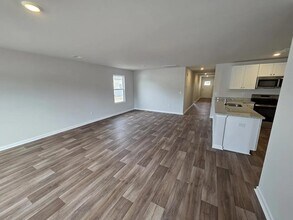 532 Runaway Train Dr in Loris, SC - Building Photo - Building Photo