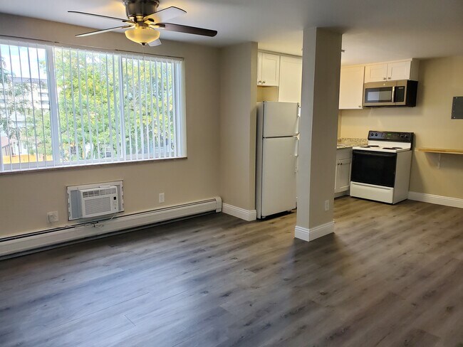 3430 S Grant St in Englewood, CO - Building Photo - Building Photo
