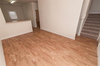 709 South Ella Creek Drive in Houston, TX - Building Photo - Building Photo