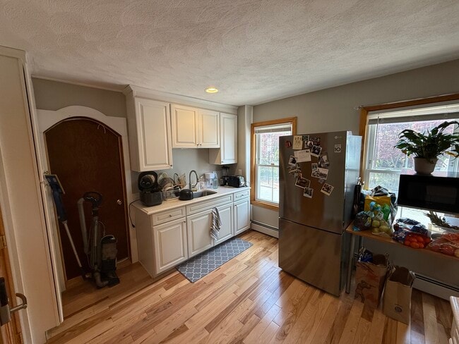 63 Hampshire St, Unit 63