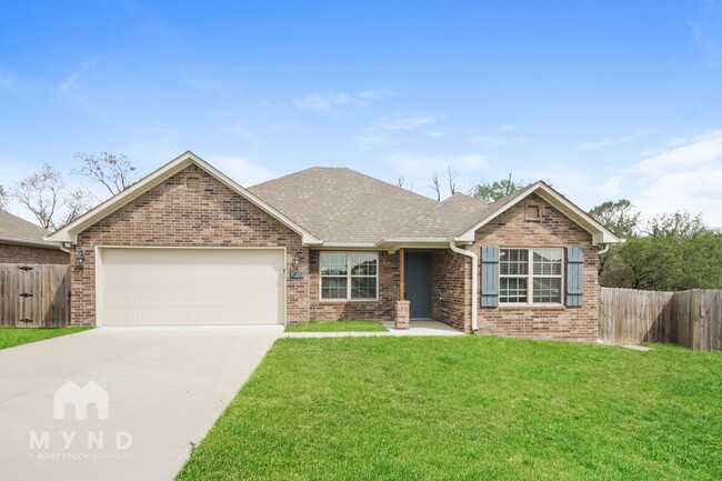 1032 Brook St in Gentry, AR - Building Photo - Building Photo