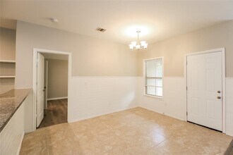11704 Gwendolyn Ln in Oklahoma City, OK - Building Photo - Building Photo